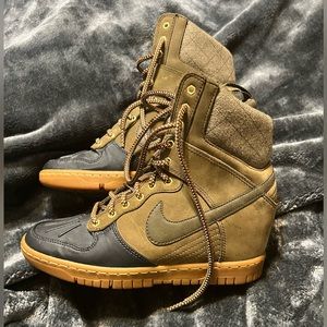 Nike Dunks Sky Hi
